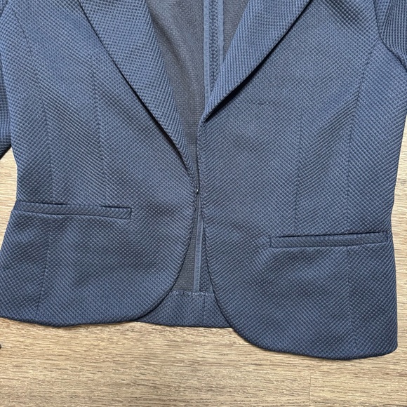 Amanda + Chelsea Navy Blue Textured Women's Blazer, Size Medium - Picture 4 of 10